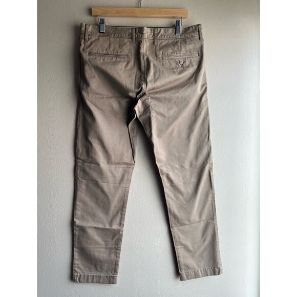 J.Crew Broken In 484 Slim-fit stretch chino pant Beige Size 33x30 - Picture 8 of 15